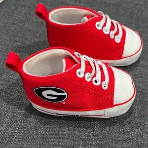 UGA baby shoes